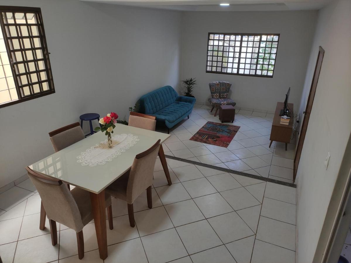 Casa completa com piscina em bairro nobre de Uberlândia Exterior foto